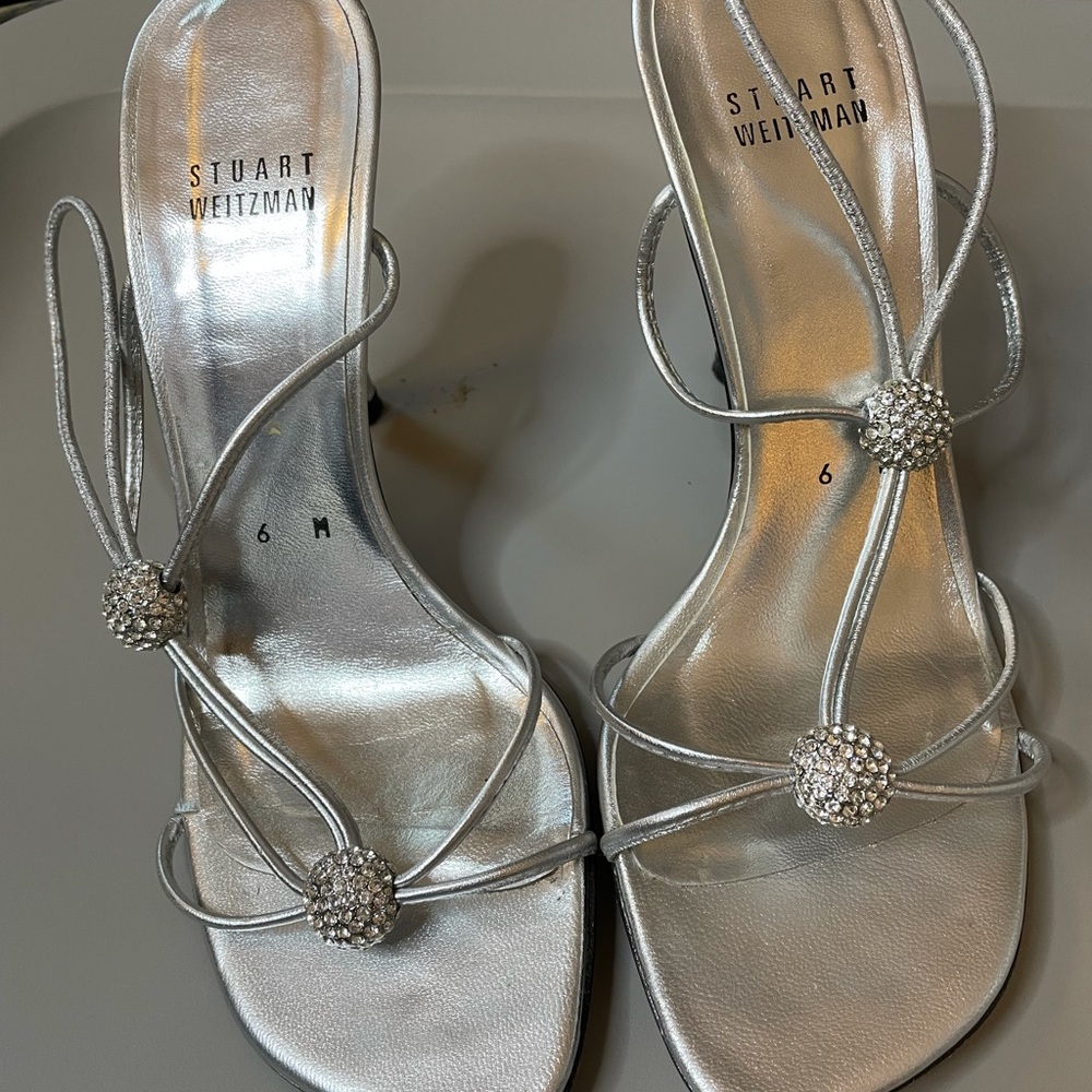 Stuart Weitzman Silver sandal size 6